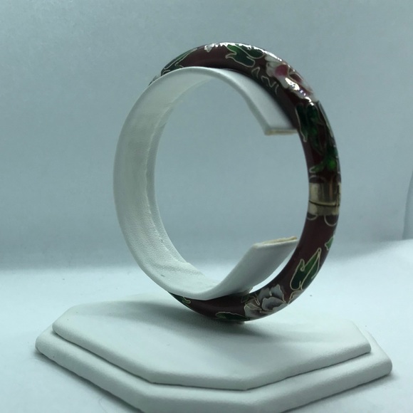 Vintage Burgundy Enamel Cloisonné Flower and leaf design hinged bracelet - Picture 1 of 2